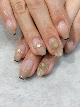 マーガレット　指輪ネイル