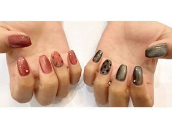 レジーナ(REGINA)/大人可愛いツートーンネイル