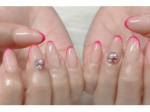 ネイルアンドアイラッシュスタジオ シュシュ(chouchou)/ベース有り春色ピンクフレンチ