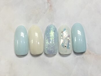 ネイルアンドまつげ リュフェール 五反田(Nail Lufaire)/水色キラキラフィルム
