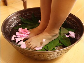 音葉/季節のハーブを使った極上足浴♪