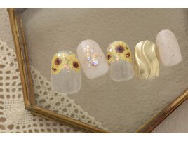 7000円　向日葵　ミラーネイル