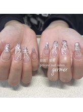 ジェルメ(germer)/キラキラグラデに手描きリボン