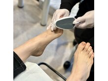 ウノプリール ネイル 茶屋町店(unopulir nail)の雰囲気（硬くなったかかとの角質ケア付きメニューもございます♪）