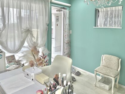 ネイルサロン ラブアンドスクール(Nail Salon LOVE & SCHOOL)の写真