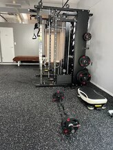 パーソナルジム・マシンピラティス ALEXY 名古屋御器所/【内観】トレーニングアイテム