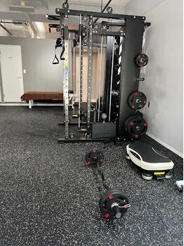 パーソナルジム・マシンピラティス ALEXY 名古屋御器所/【内観】トレーニングアイテム