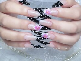 フラワーネイル