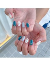 ミントリーフ バイ リート(Mint leaf by Reat)/ブルーシェルネイル