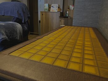 130°の癒し 大阪豊中本店/パワースポット温熱マット