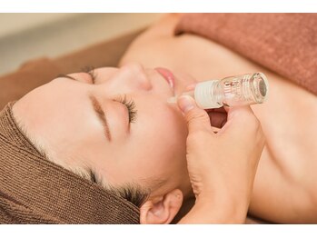 セリーニ(Selini)の写真/【何から始めたらいいかわからない方におすすめ】毛穴のお悩み・気になり始めたシミ・シワ・たるみ改善に◎
