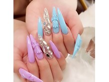 Lian  Nailの雰囲気（トレンド×大人可愛いクロムネイル）