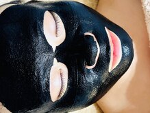 アール(R)/７　ブラックマスク