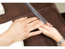 リリ(lili)/メンズネイル/男性のお客様歓迎