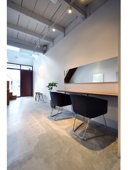 イーストアッカ アイラッシュ(East AkkA eyelash)/