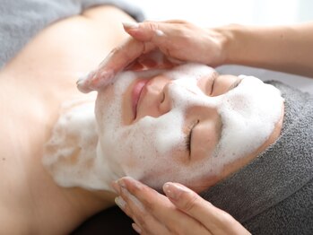 ミュアン(La Mueien)/ハーブピーリング工程　洗顔