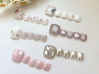 シャトラン(chatran)の写真/【オシャレな女の子の足元を彩るFOOTネイル!】フットネイルでオトナ上品な足元を演出しましょう♪