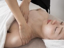 ポーラ ザ ビューティ 梅田店(POLA THE BEAUTY)/充実のデコルテケア