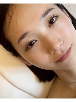 アイズ 天神大名店(eye's)の写真/眉毛のお手入れが難しい方にも◎お顔の印象を変える美眉スタイリングで魅力的な目元へ導きます♪