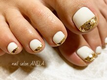アネラ(ANELA)/ゴールドネイル