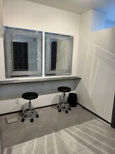 ナーズ(NAZ)/メイクブース