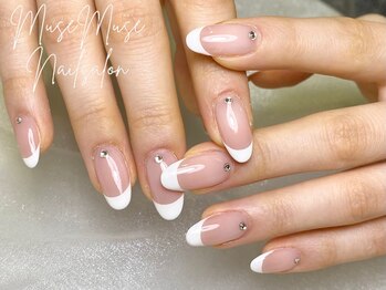 ミューズ ミューズ(Muse Muse)/王道の白フレンチ