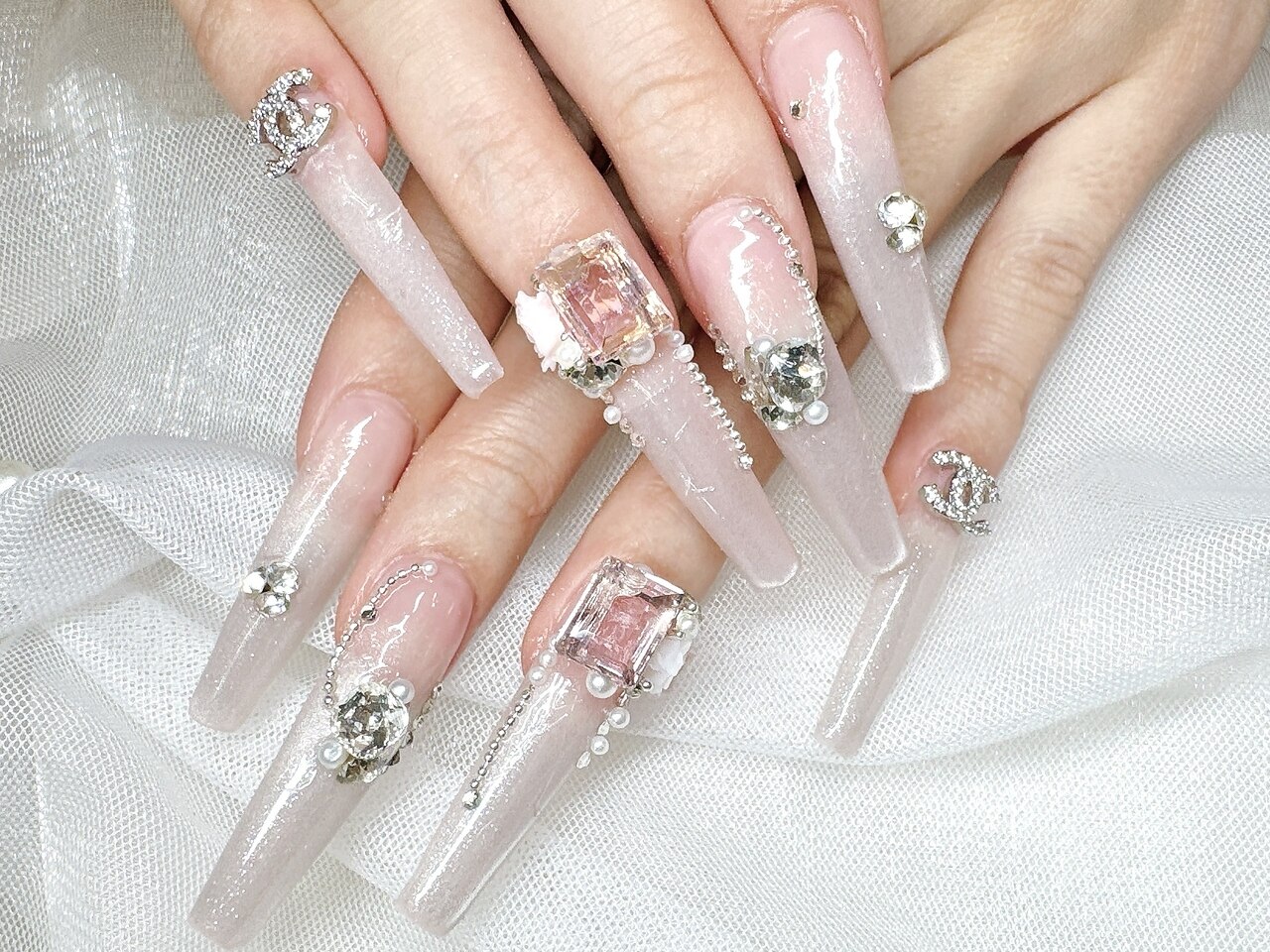 なお　スーパーロングネイル スーパロングネイルのネイルデザイン｜ネイルブック