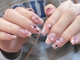 ガーリーネイル