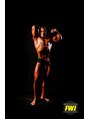 タイムレス フィットネス(TIMELESS FITNESS) 現役のボディビルダー