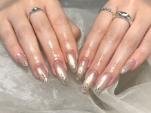 美フォルム♪マグネットネイル
