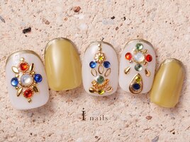 ジュエル盛りネイル 11500円