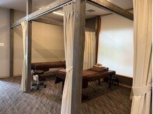 うらら 盛岡青山店の雰囲気（施術室は仕切りがあり、ゆったりとしたプライベートスペース♪）