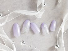 パープルの爪屋/グラデーションで上品ネイル