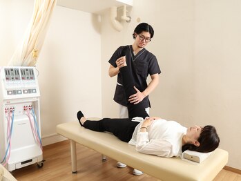 山手接骨院 鍼灸院/全身整体＋骨盤矯正