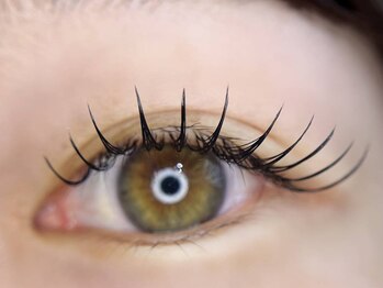 ベル ミュゲ(Belle Muguet)の写真/熟睡するほどの心地よさ。丁寧な施術で理想の目元を叶えます。眠っている間に美しくなれる至福のひとときを