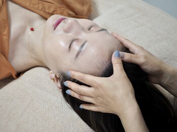 フォルトゥーナ 神田(Fortuna)/頭のツボをしっかり捉え不眠解消