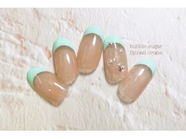 フレンチスタイルネイル