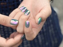 アース ネイルアンドアイラッシュ 甲府昭和店(HAIR & MAKE EARTH Nail&Eyelash)/グリーンオーロラ　6900円