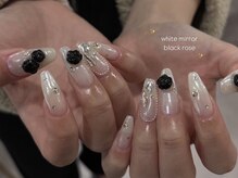 ワン 四条烏丸(One)/White mirror