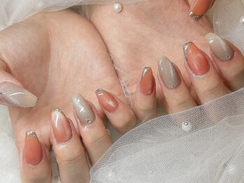 ぷるぷるマグネットネイル