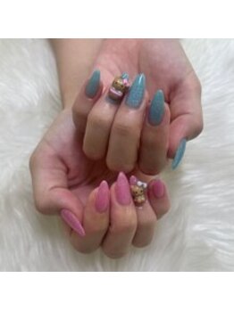 プリュム(Plume)/ワンカラーにパーツを組み合わせ