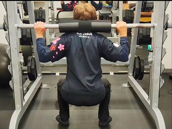 マチトレ 市ヶ谷店/70代でもスクワットで健康な脚