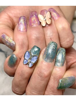 エンヴィ(ENVY)/蝶々ネイル