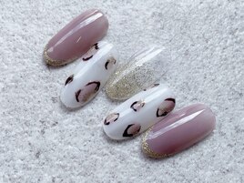 【大人ダルメシアンネイル】