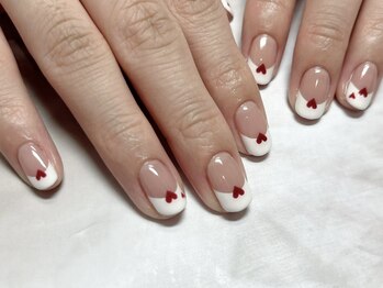 ムー(moo)/ハートフレンチネイル