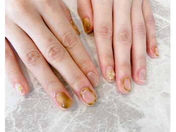 ネイルサロン ティフィン(tiffin)/~囲みべっこうネイル~