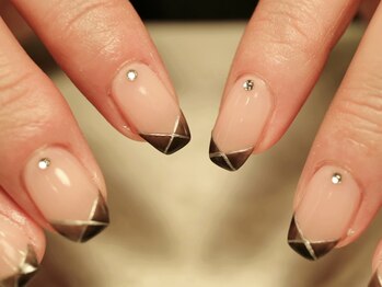 サロン カラフリー アシヤ(Salon Colorfulyy Ashiya)/変形フレンチデザイン