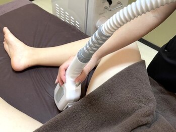 エステサロン桜の写真/ツルツル実感/ハイブリッド脱毛◎ワックス脱毛と光脱毛を組み合わせたハイブリッド脱毛の同日施術を実現！