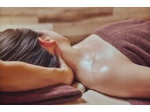 ハワイアンフォレストSpa マーケットスクエア川崎店/デコルテマッサージ首肩リンパ付