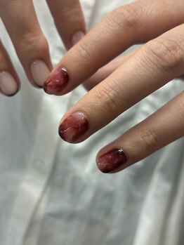 グレイティア ネイル(Gratia Nail)の写真/短い爪でも可愛く仕上げてくれる高技術サロン♪爪が小さい,薄くてすぐに割れる等でお悩みの方にも◎